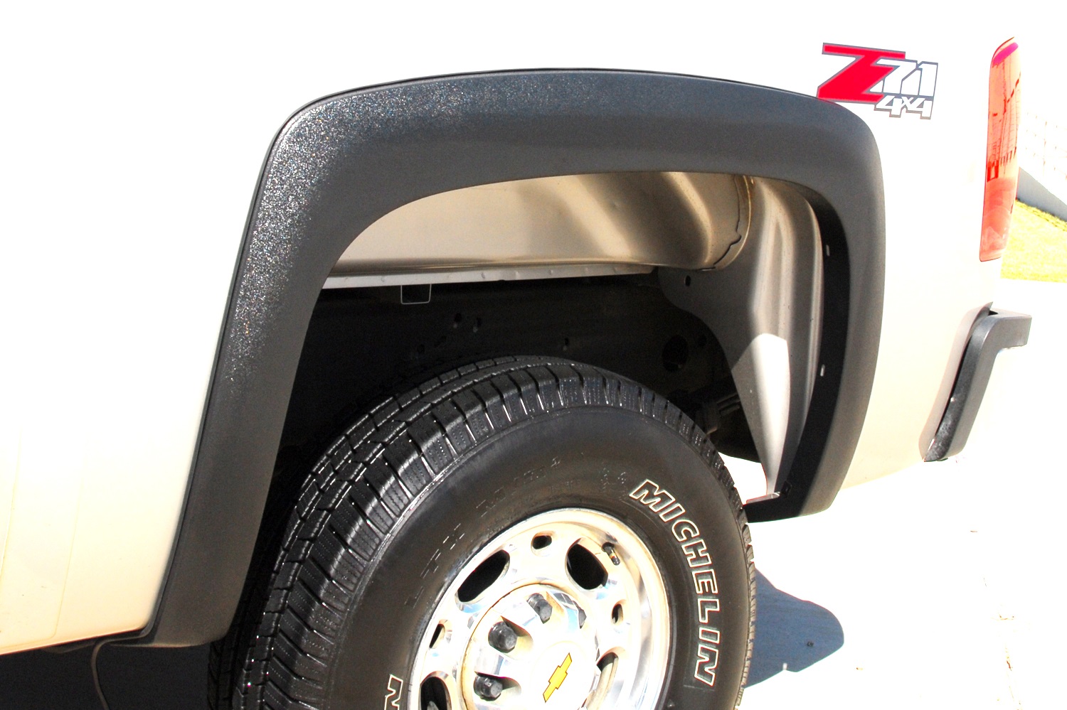 Lund SX106SB - SX-Sport Style Fender Flares, 2-Piece Rear, Fleetside