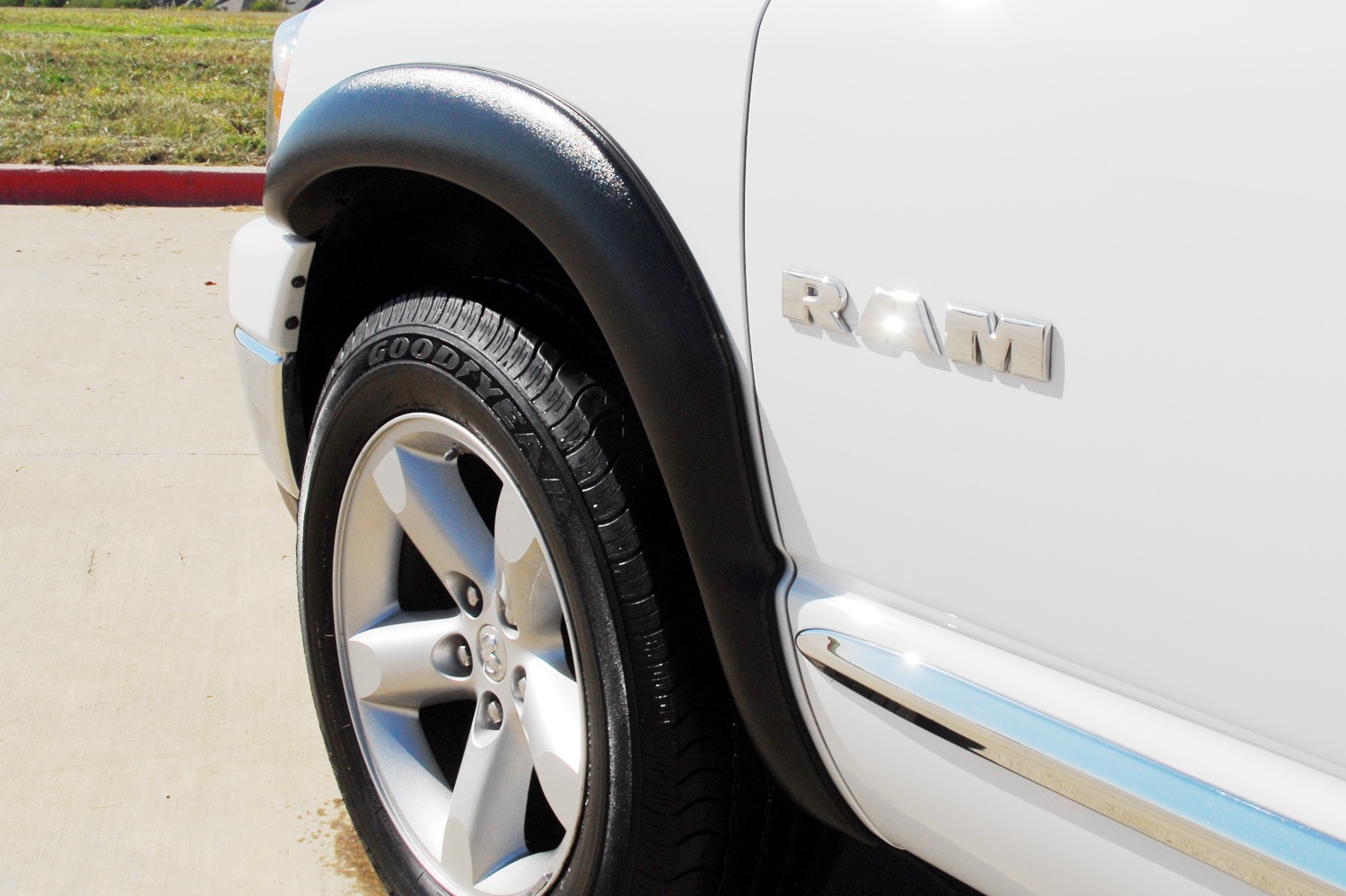 Lund SX203TA - SX-Sport Style Fender Flares, 2-Piece Front, Fleetside