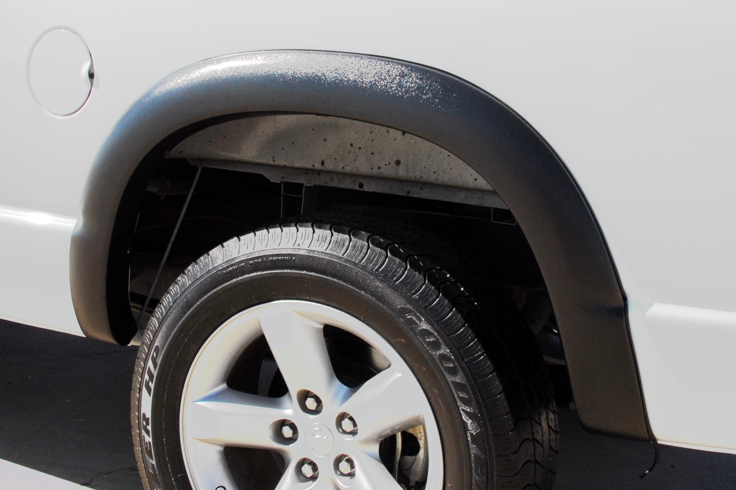 Lund SX203TB - SX-Sport Style Fender Flares, 2-Piece Rear, Fleetside