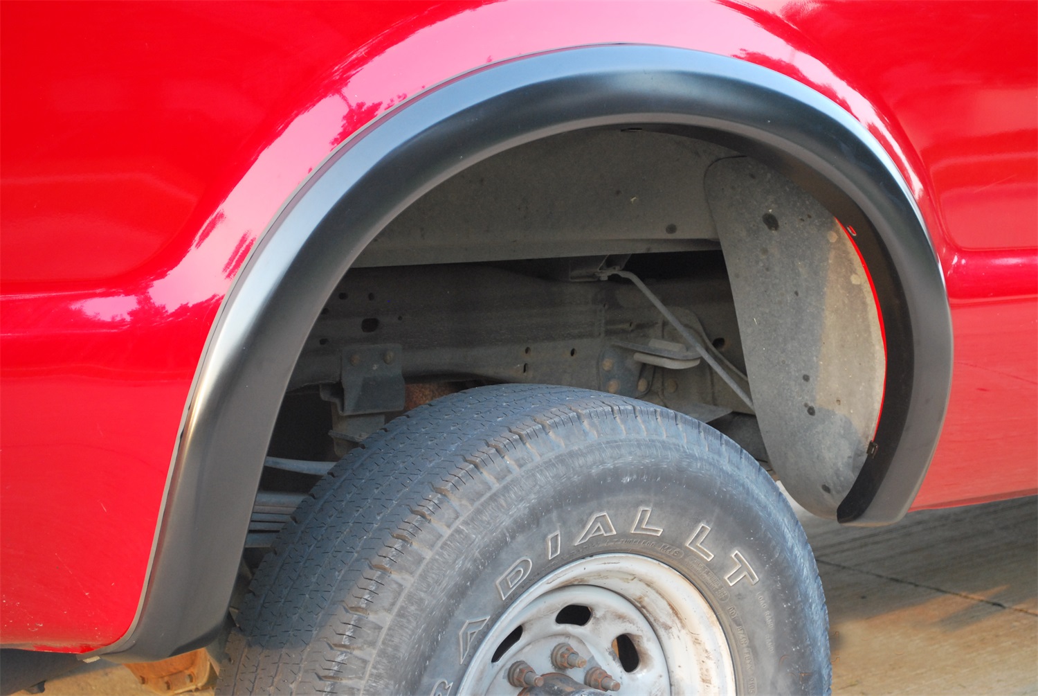 Lund SX311SB - SX-Sport Style Fender Flares, 2-Piece Rear, Fleetside