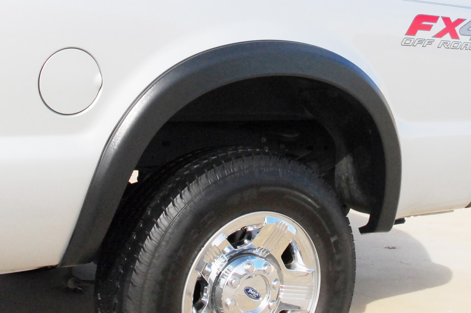 Lund SX313TB - SX-Sport Style Fender Flares, 2-Piece Rear, Fleetside
