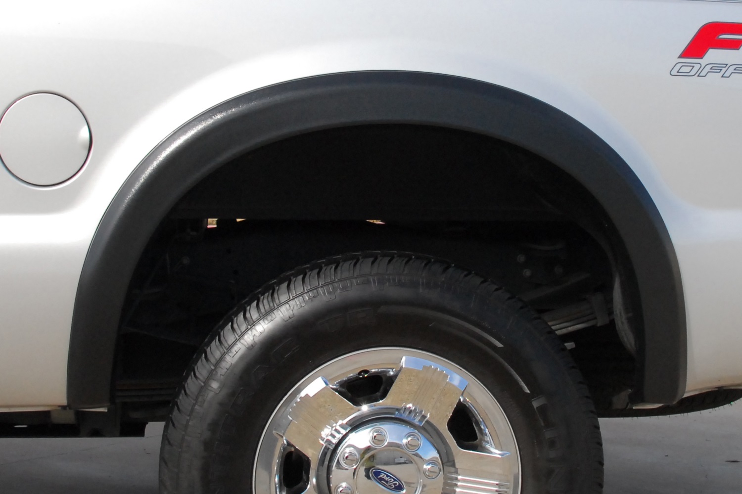 Lund SX313TB - SX-Sport Style Fender Flares, 2-Piece Rear, Fleetside