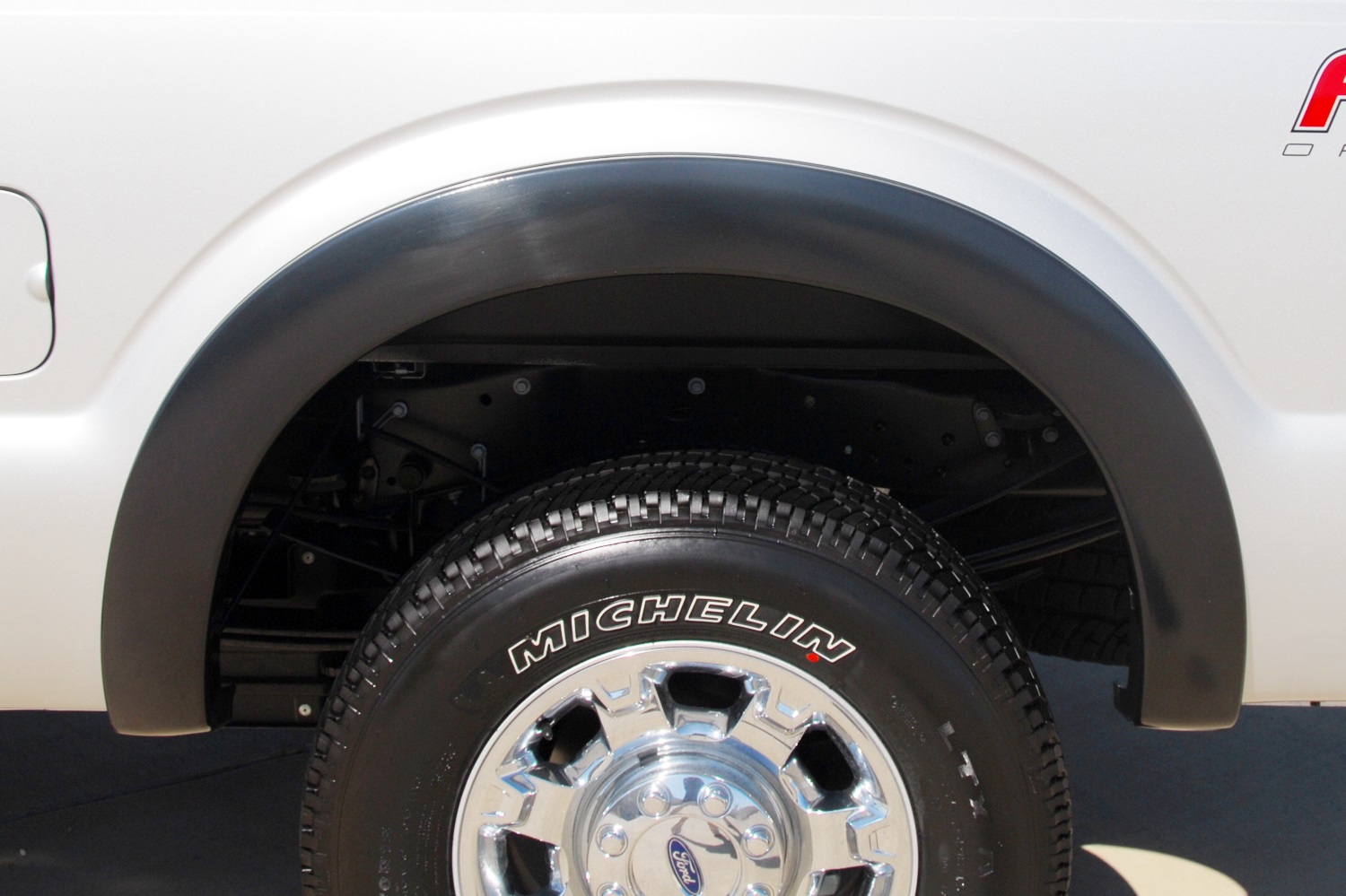 Lund SX314T - SX-Sport Style Fender Flares, 4-Piece Set, Fleetside