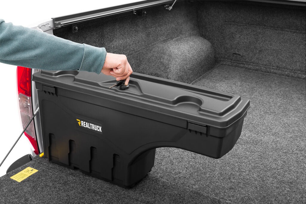 UnderCover SC503D - Swing Case, Black, ABS Plastic