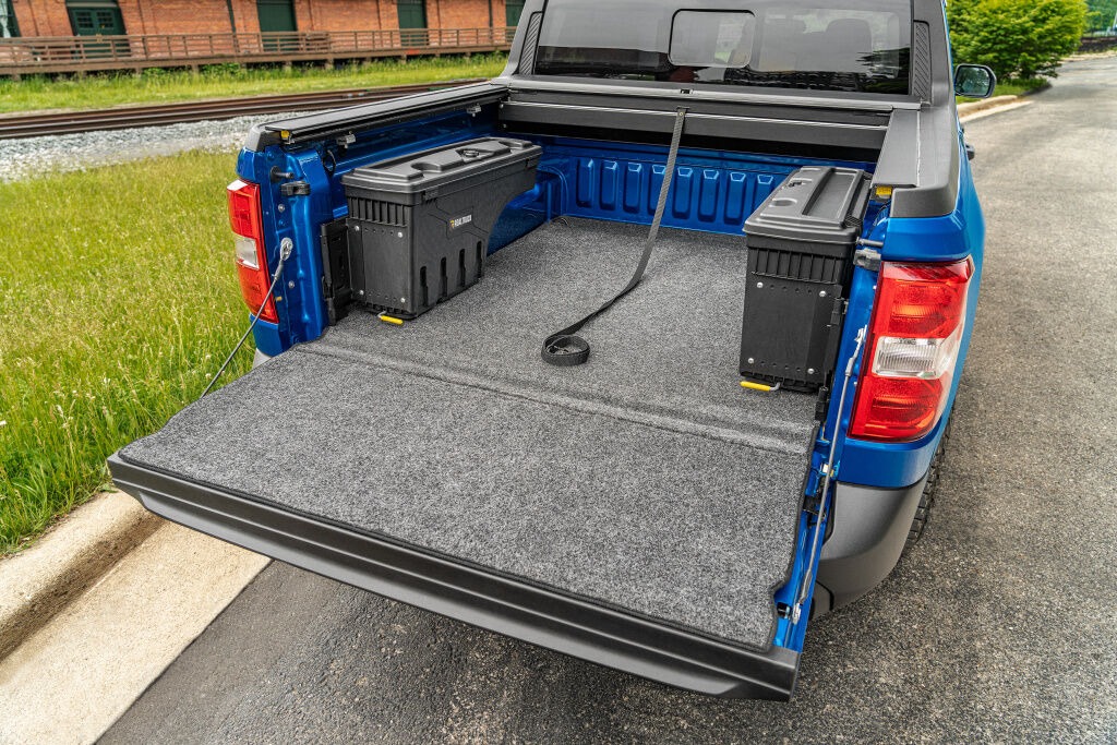 UnderCover SC207D - Swing Case, Black, ABS Plastic