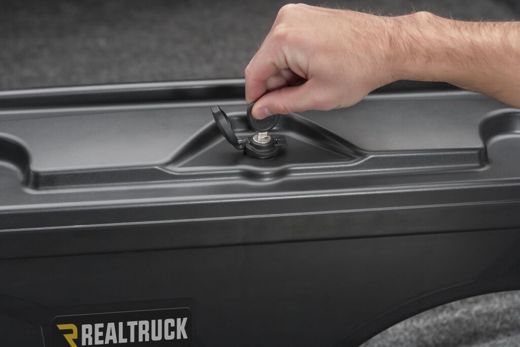 UnderCover SC304D - Swing Case, Black, ABS Plastic