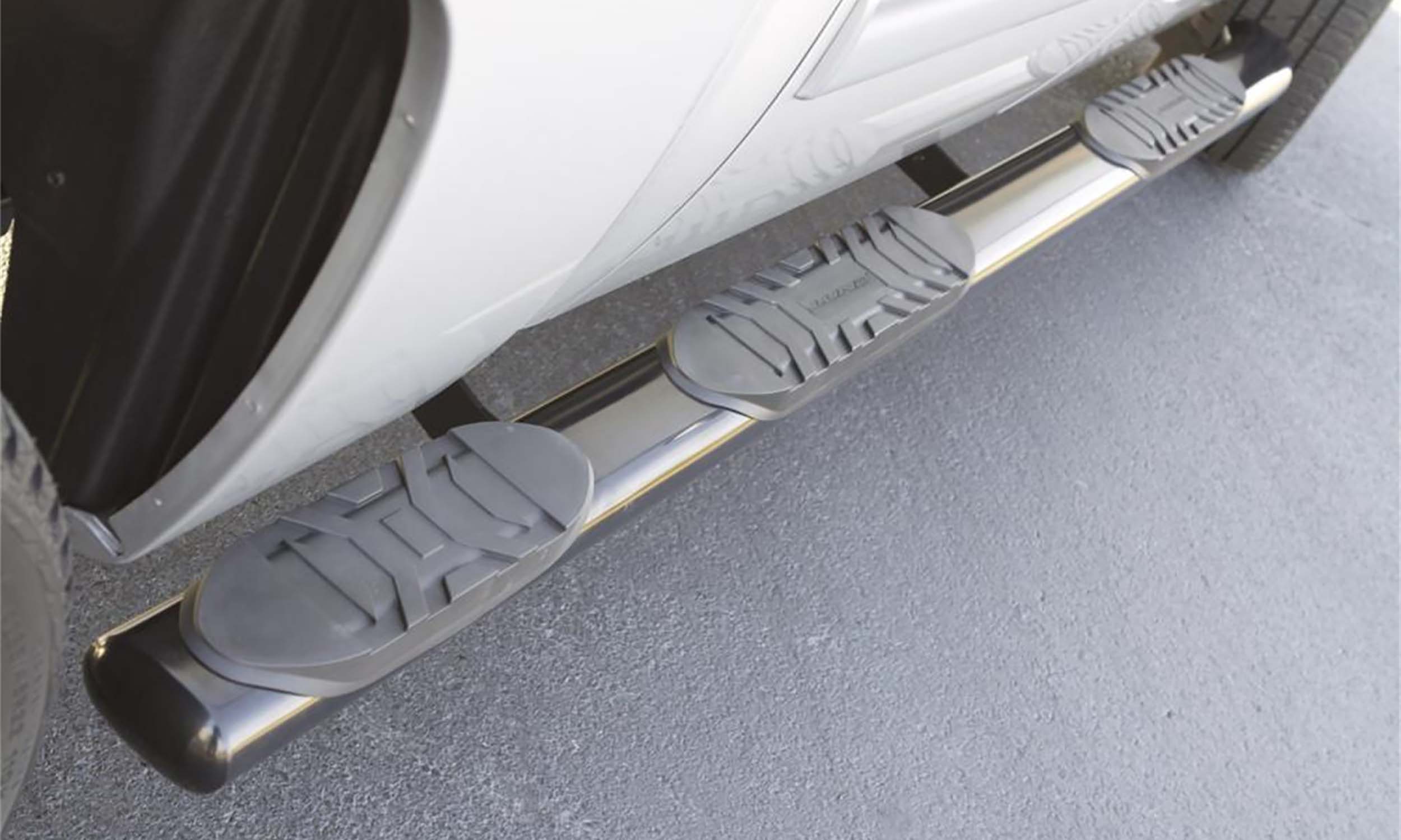 Lund 24115043 - 5" Oval Steps, 2-Piece Set, Crew Cab