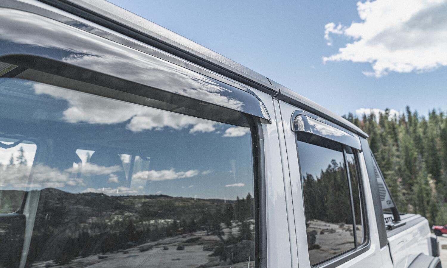 Auto Ventshade AVS 94183 - AVS Ventvisor, Outside Mount, Modified Acrylic