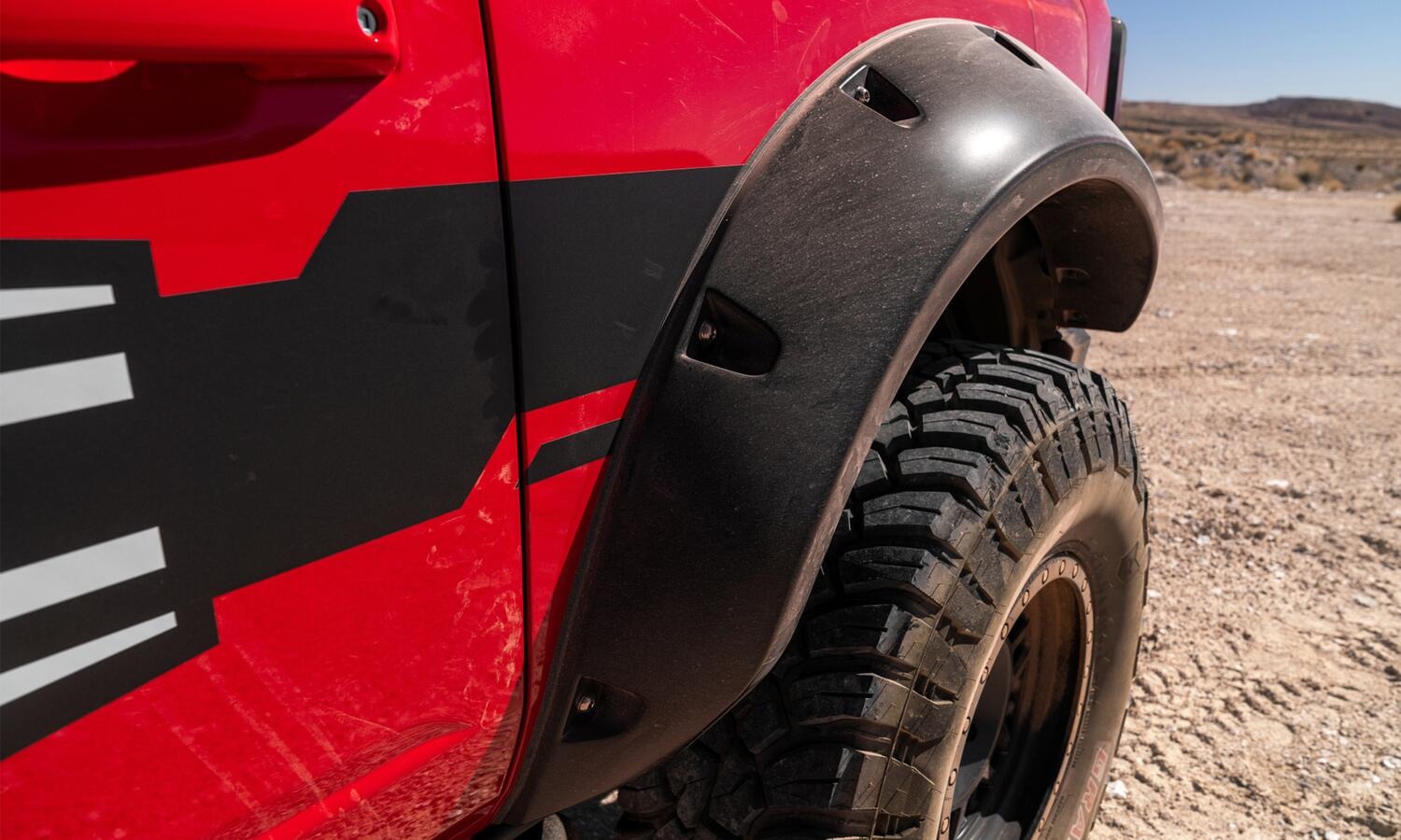 Bushwacker 20960-02 - Pocket Style Fender Flares, 4-Piece Set, Black