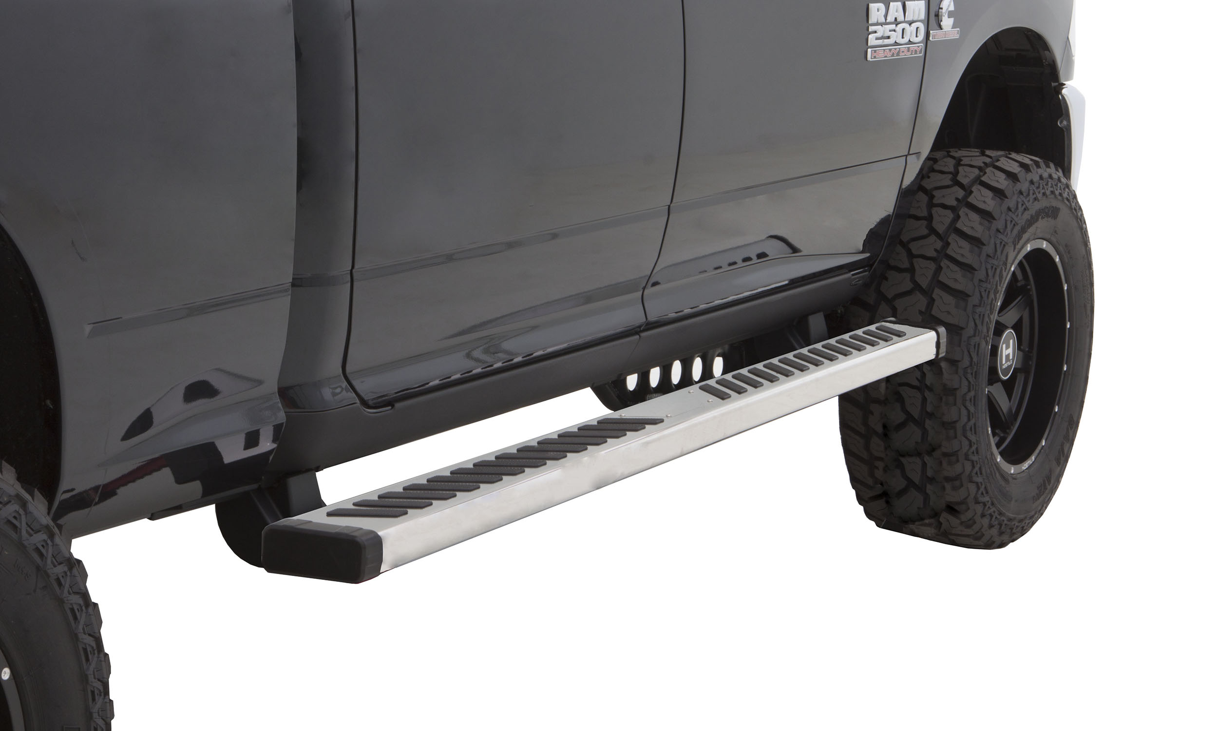 Lund 28665028 - Summit Ridge 2.0 Running Boards, 2-Piece Set, Crew Cab