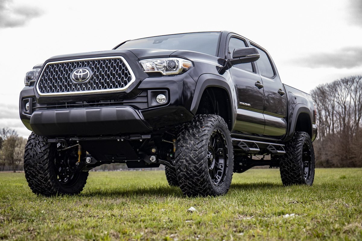 Rough Country 75840 - Suspension Lift Kits