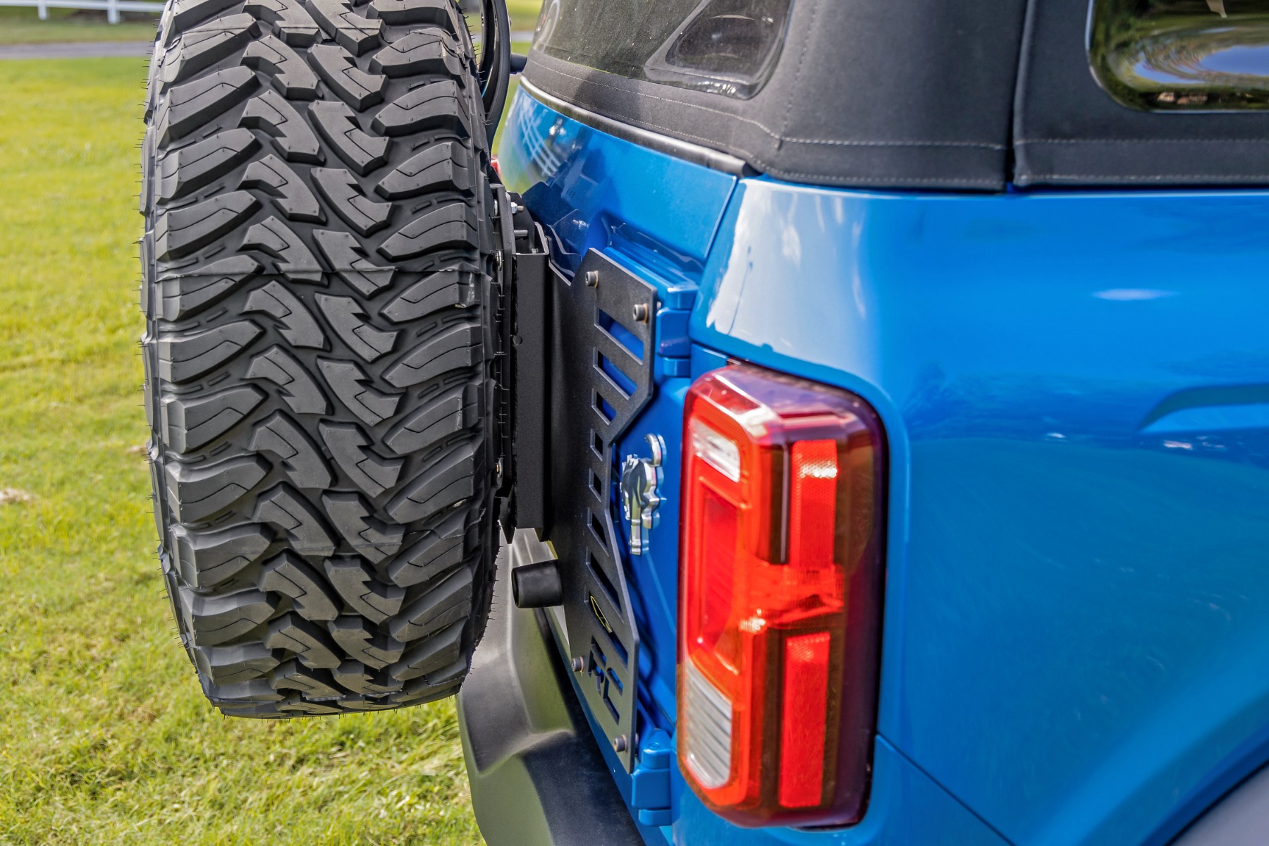 Rough Country 51052 - Tailgate Accessories