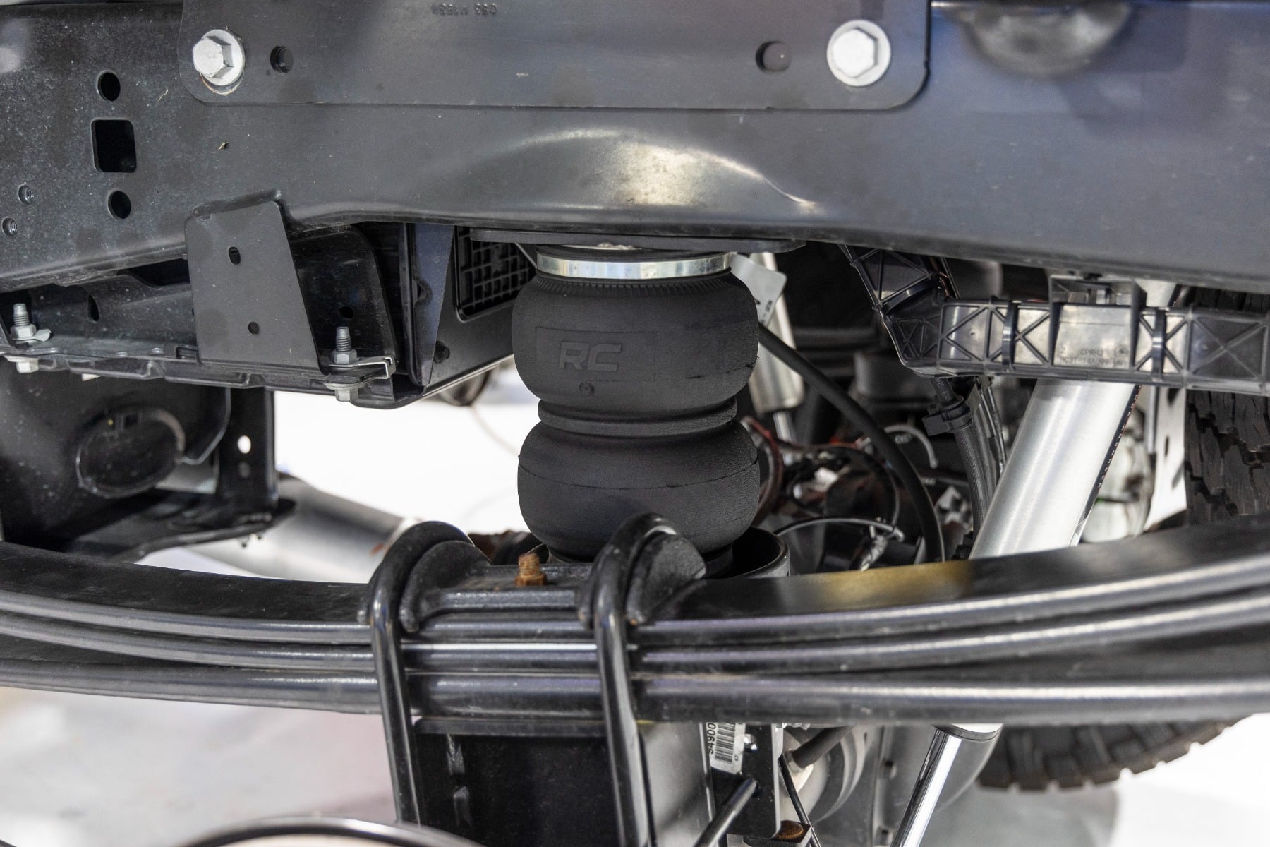 Rough Country 10038 - Air Spring Kits