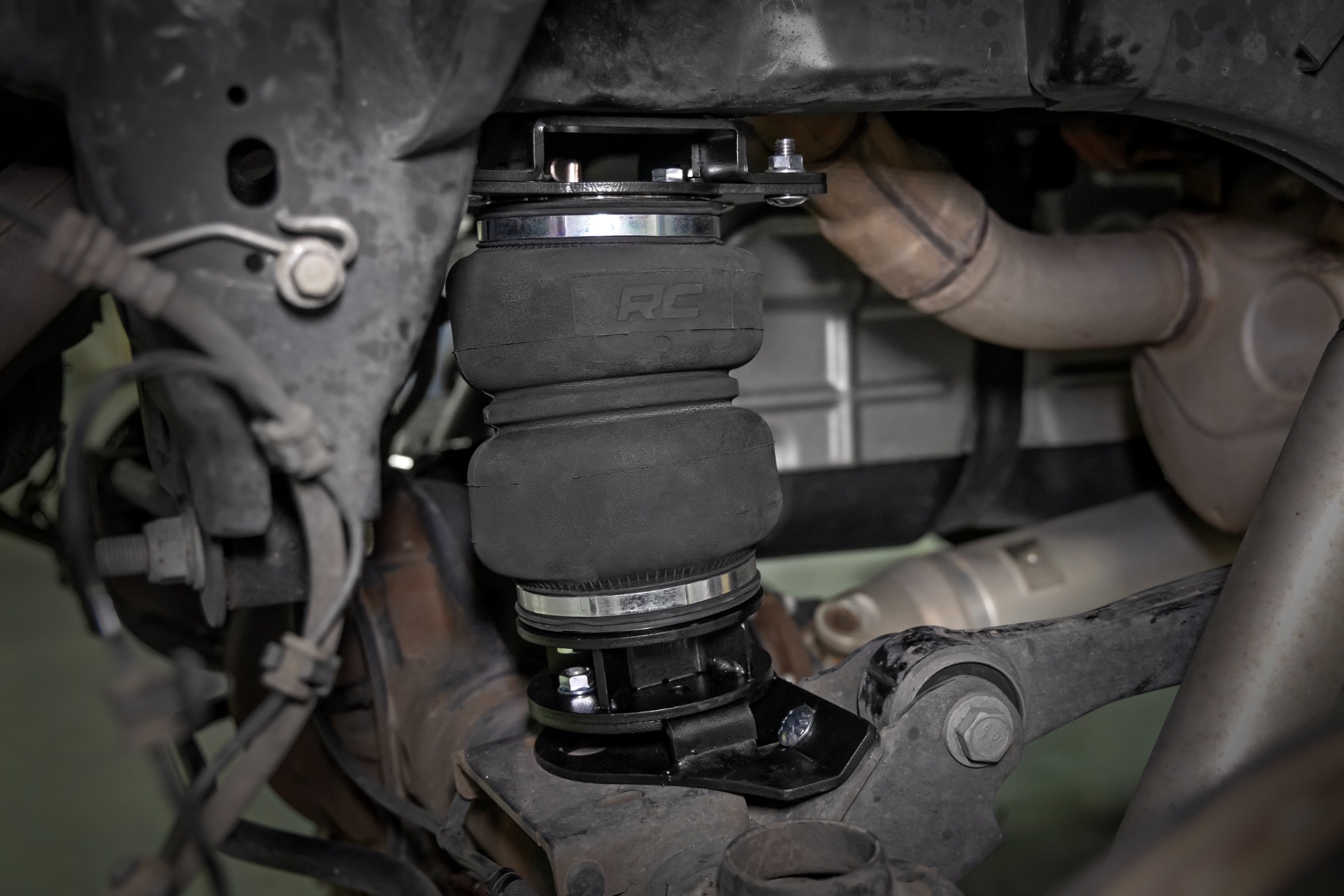 Rough Country 10035 - Air Spring Kits