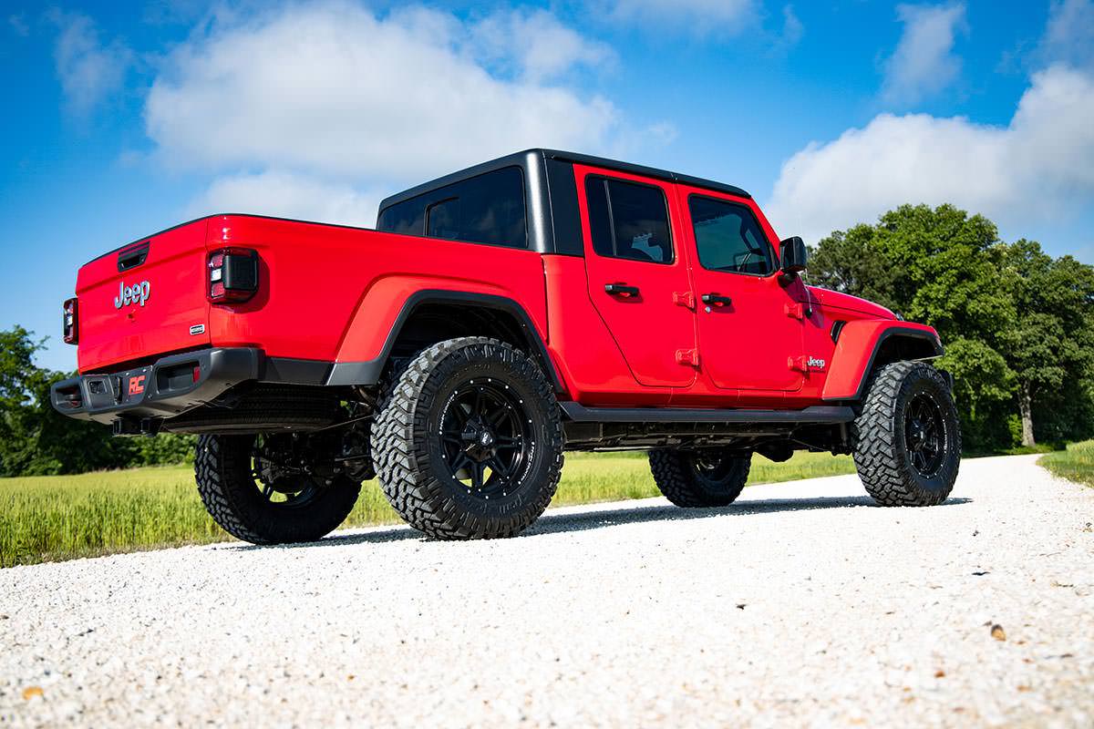 Rough Country 63740 - Suspension Lift Kits