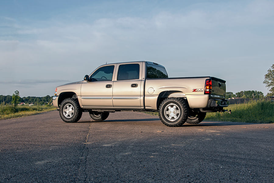 Rough Country 28330 - Suspension Lift Kits