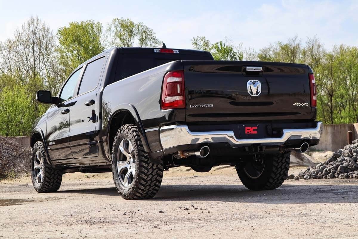 Rough Country 31012 - Leveling Kits