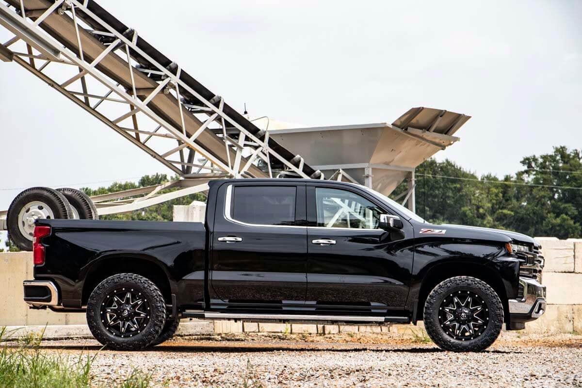 Rough Country 1323 - Leveling Kits