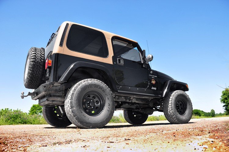 Rough Country 90670 - Suspension Lift Kits