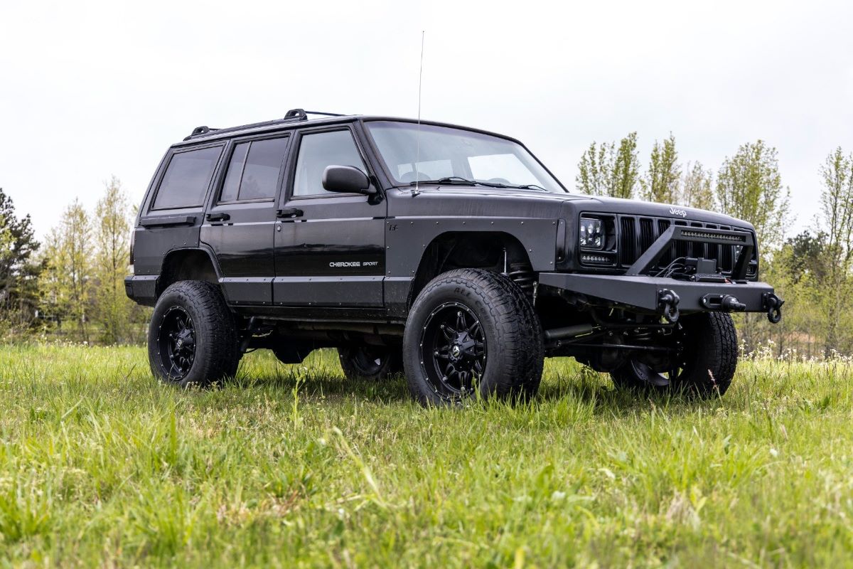 Rough Country 67040 - Suspension Lift Kits