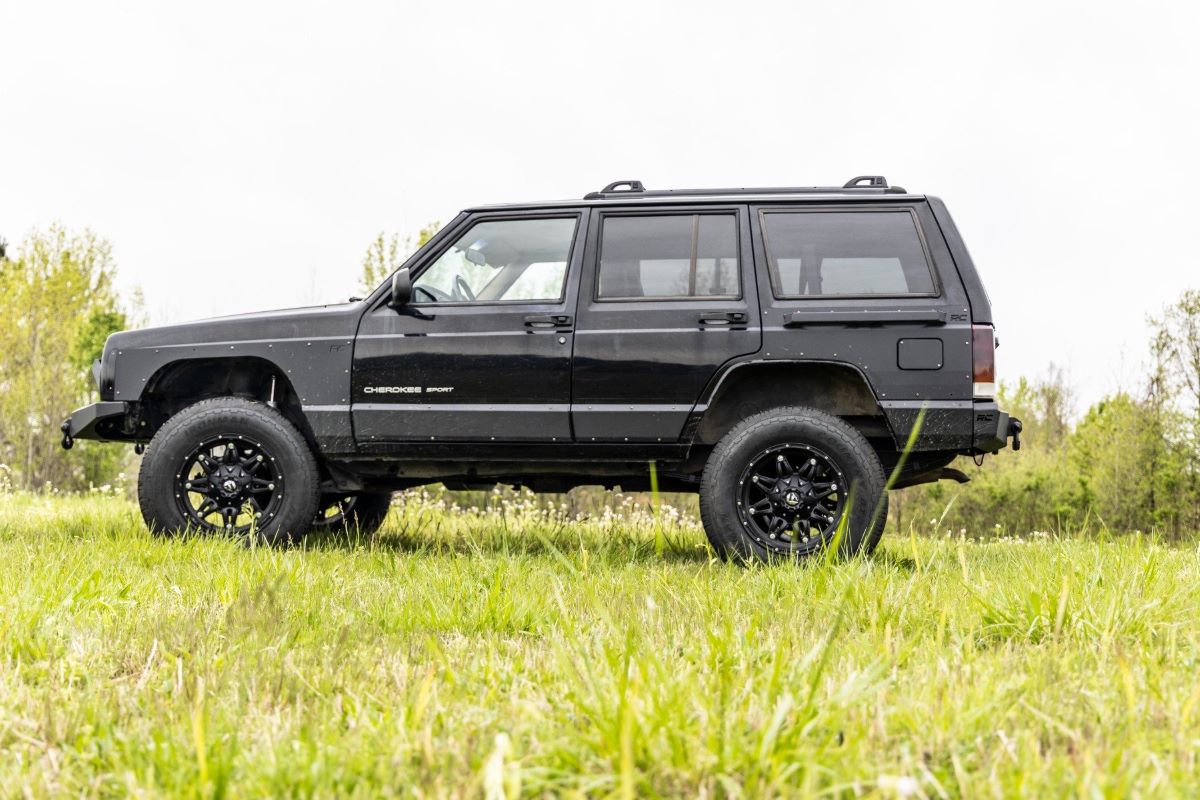 Rough Country 67040 - Suspension Lift Kits