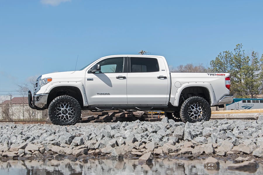 Rough Country 75240 - Suspension Lift Kits