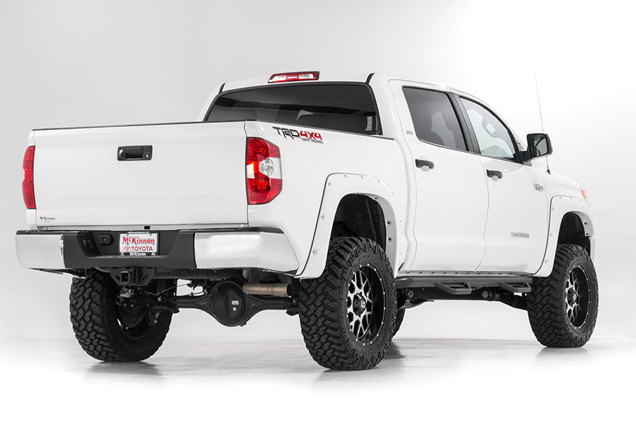 Rough Country 75240 - Suspension Lift Kits
