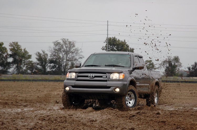 Rough Country 750 - Leveling Kits