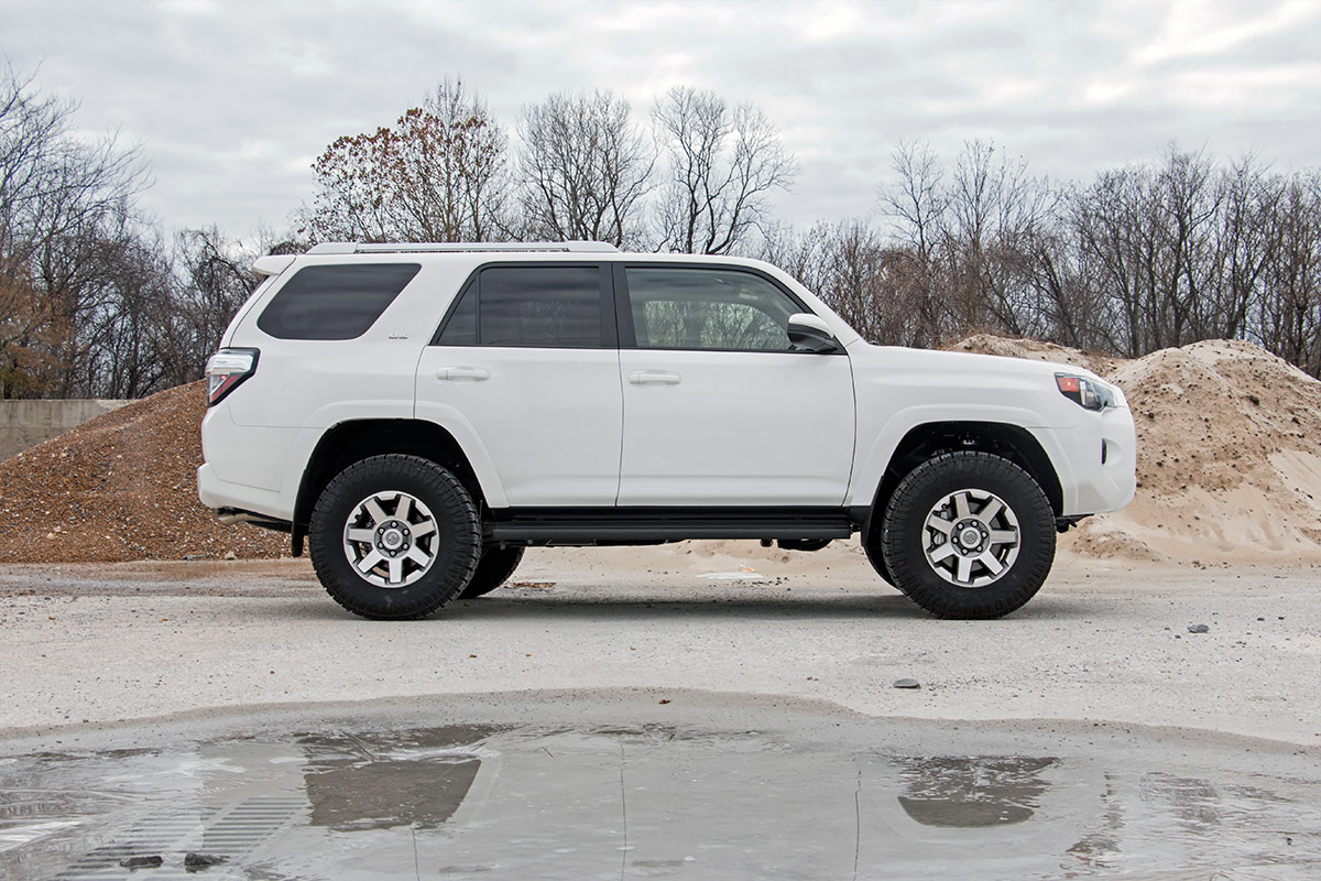 Rough Country 76640 - Suspension Lift Kits