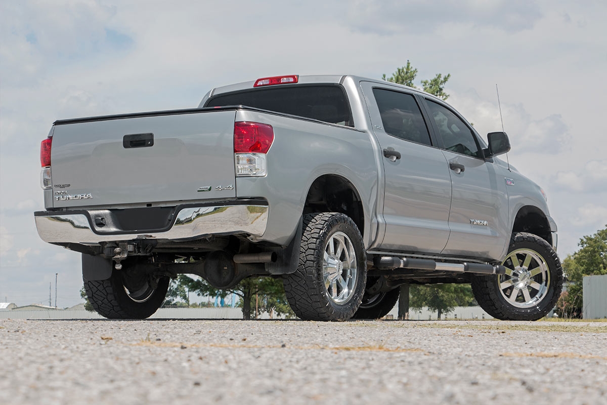 Rough Country 76840 - Suspension Lift Kits