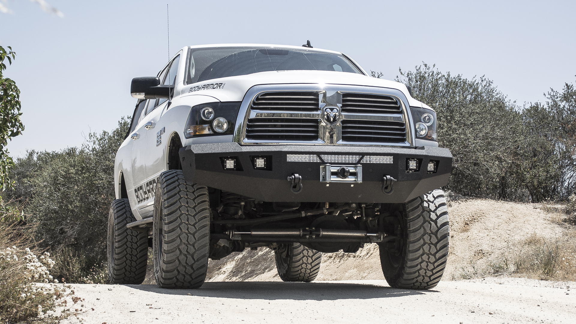 Body Armor 4x4 DG-19338 - Front Winch Bumper, Black, Textured