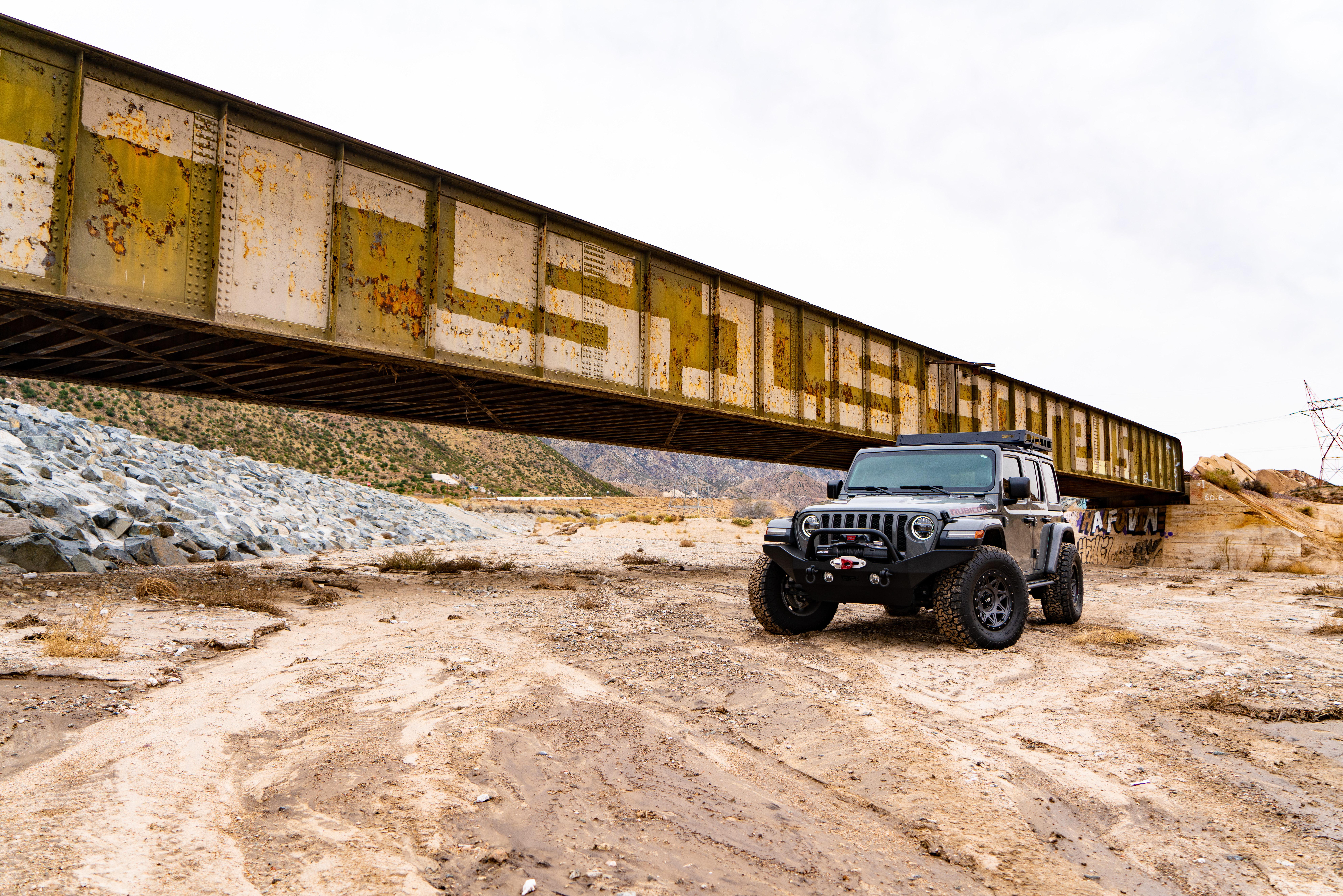 Body Armor 4x4 JL-19534 - Front Bumper, Black, Light Texture