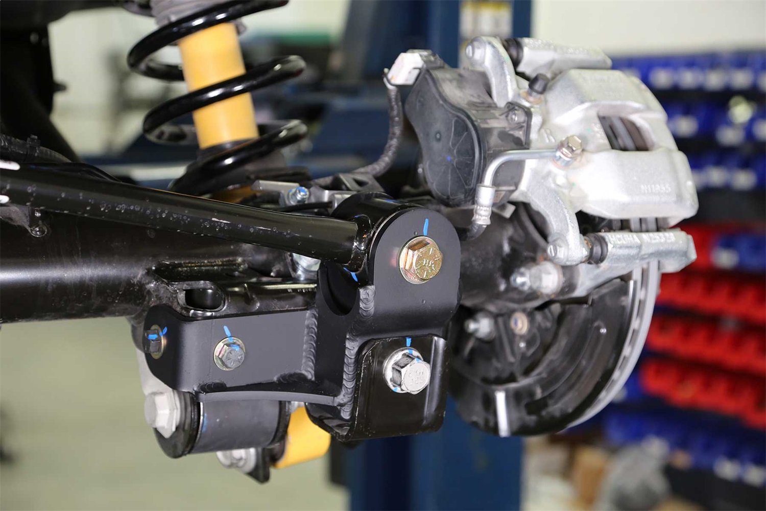 Fabtech K2383 - Lift Systems
