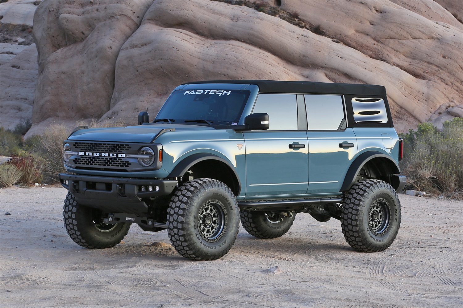 Fabtech K2395DL - Lift Systems with Dirt Logic Shocks
