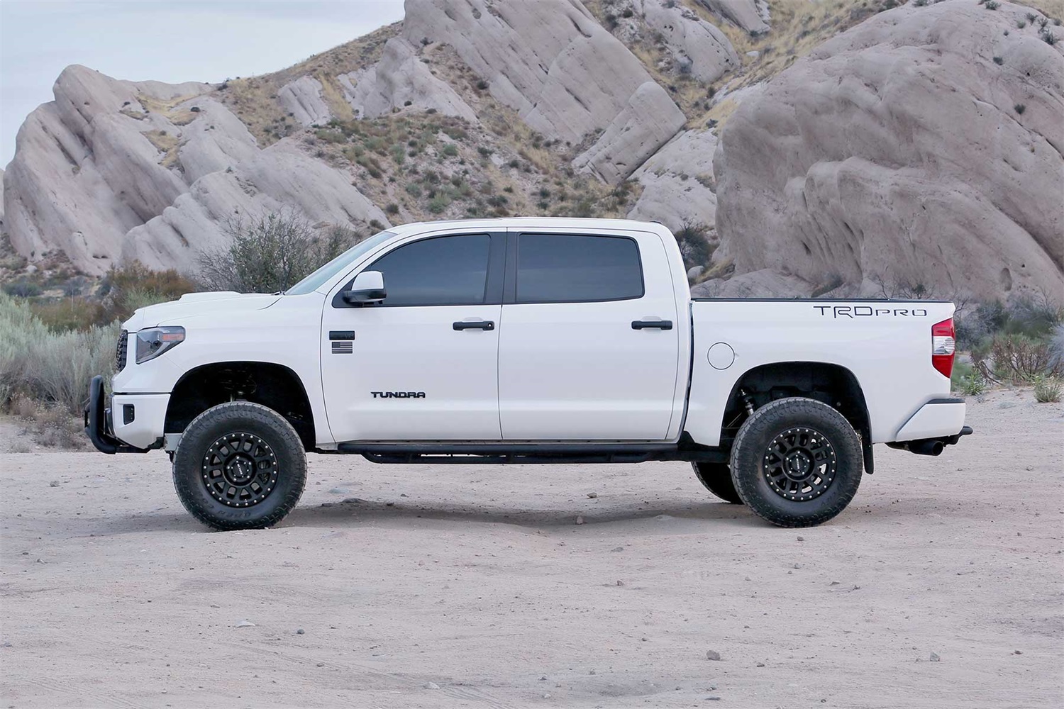 Fabtech K7078DL - Lift Systems with Dirt Logic Shocks