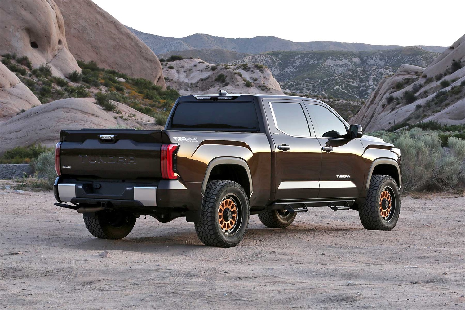 Fabtech K7086DL - Lift Systems with Dirt Logic Shocks