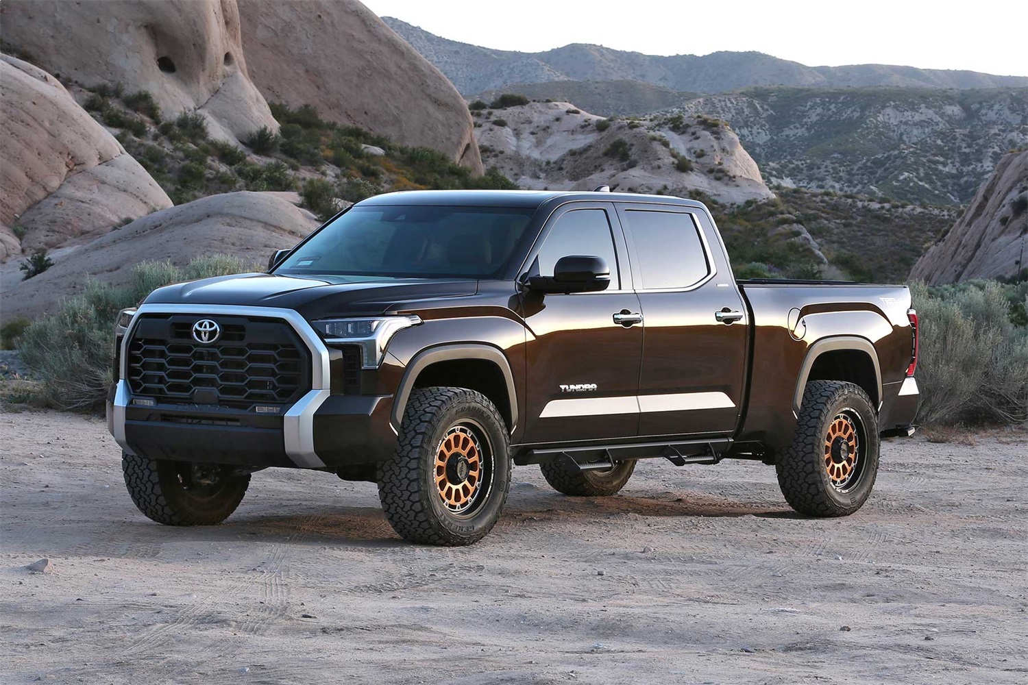 Fabtech K7089DL - Lift Systems with Dirt Logic Shocks