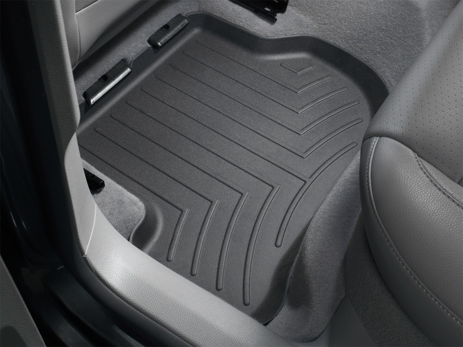 WeatherTech 440802 - FloorLiner, Black, Molded